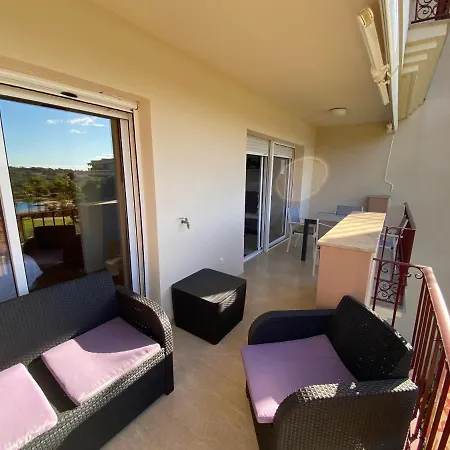 Golden 205 Apartment